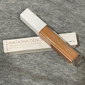 NATASHA DENONA Transfix Mayte Concealer in 15R Red/Rouge